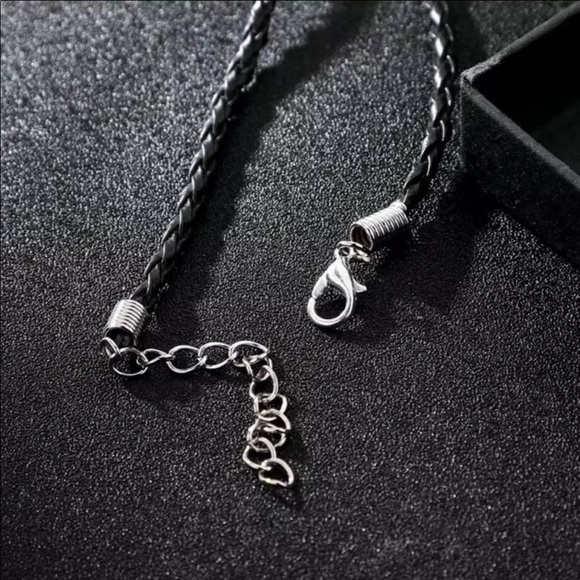 ❌SOLD❌ Viking Odin Rune Amulet Compass Necklace - Picture 10 of 13